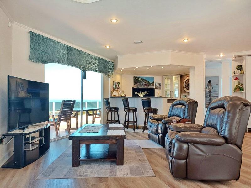 5 Bedroom Property for Sale in Outeniqua Strand Western Cape